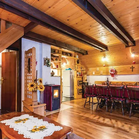 2 Bedroom Cozy In