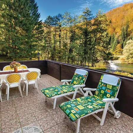 2 Bedroom Cozy In Vakantiehuis